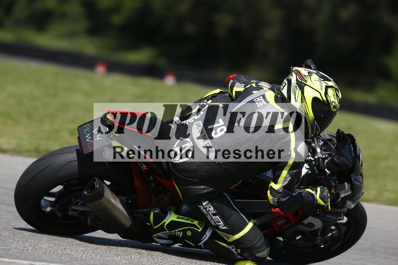 /Archiv-2024/29 12.06.2024 MOTO.CH Track Day ADR/Gruppe gelb/16